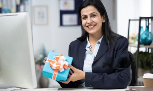 Selecting the Ideal Corporate Gift for Your Valued Clients in Dubai